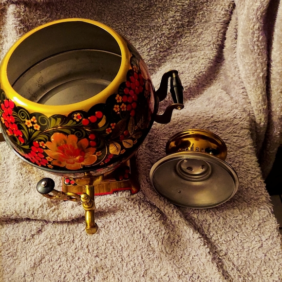 Vintage Russian Samovar Round Tea Kettle - Picture 5 of 7